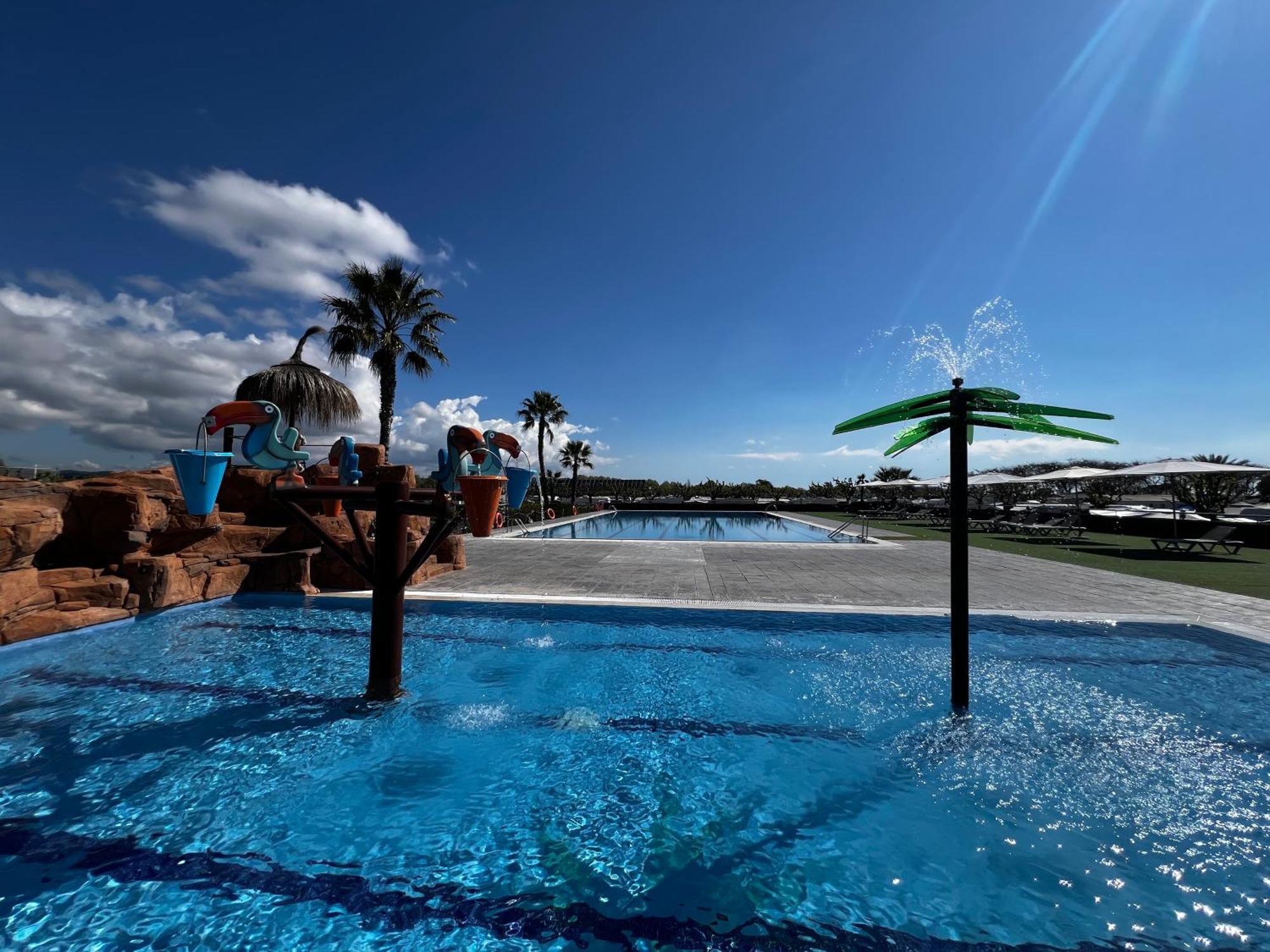 Camping Resort Els Pins Malgrat de Mar Exteriör bild